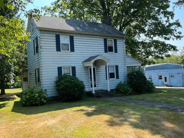 644 Amity Rd, Bethany, CT 06524