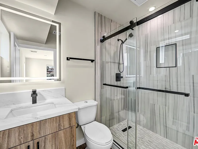 1309 N Sycamore Ave #1/2 — Photo 7