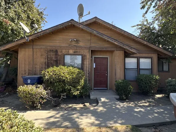 1045, 1264-72 Tustin Cir #1270, Tulare, CA 93274