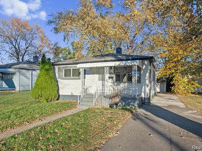 5749 Detroit St, Dearborn Heights, MI, 48125