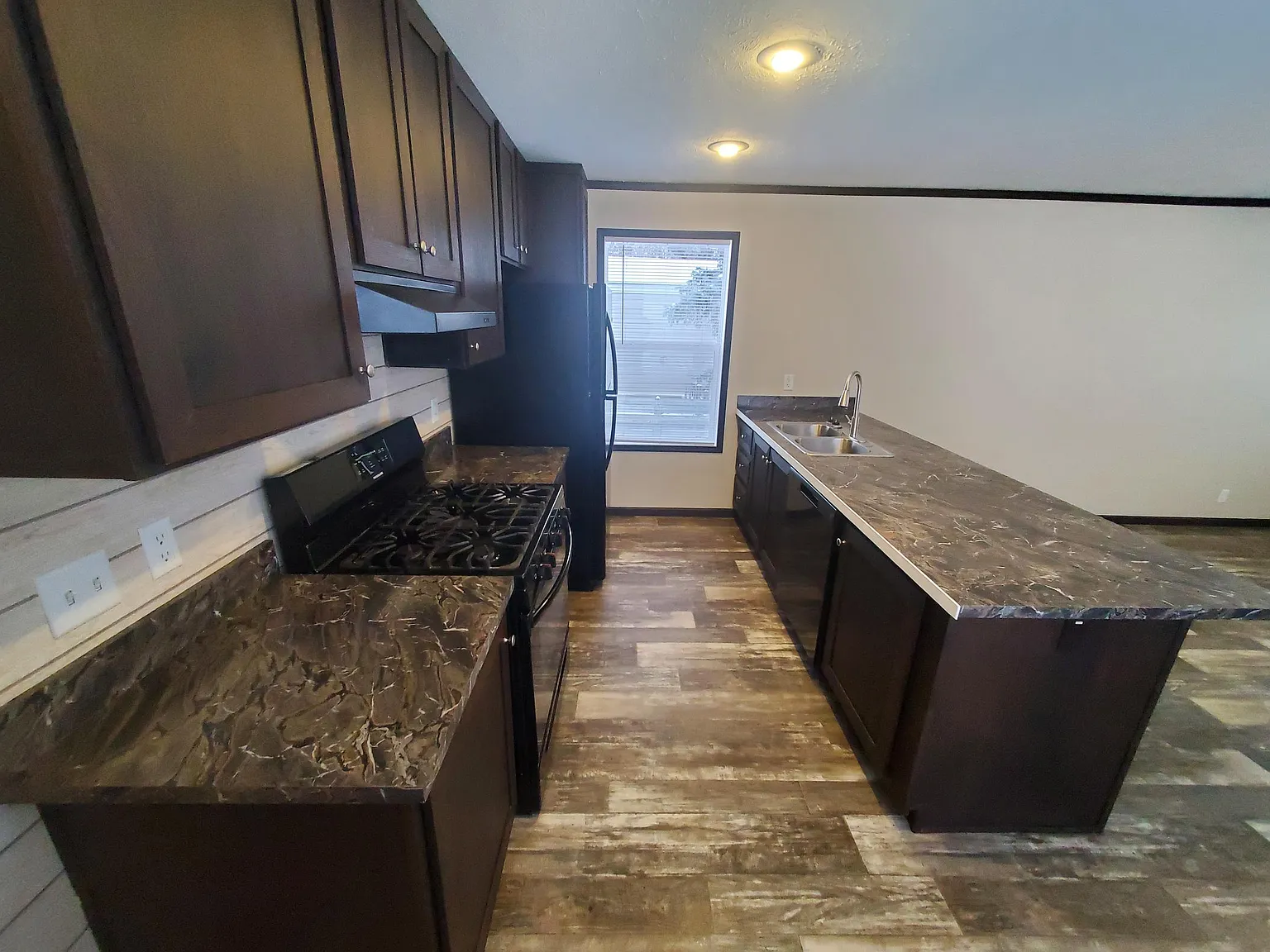 Pay No Rent Until Oct 1st — Photo 2