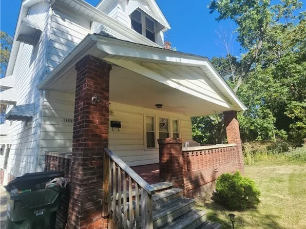 24691 Hawthorne Dr, Euclid, OH 44117