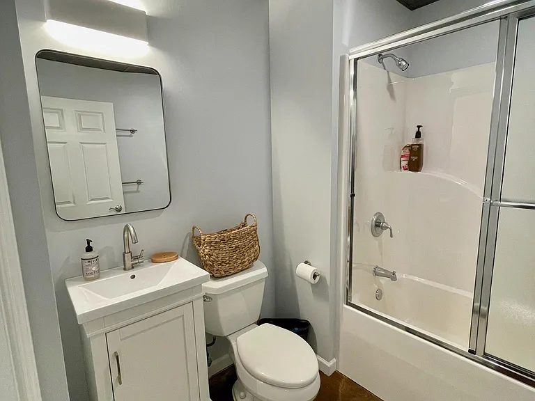 745 Washington St #508 — Photo 3