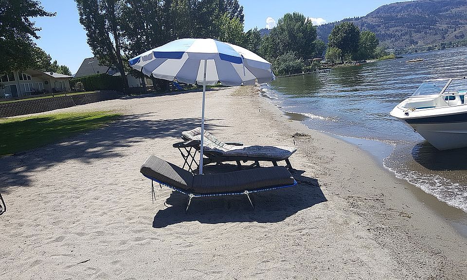 234 ft of sandy beach