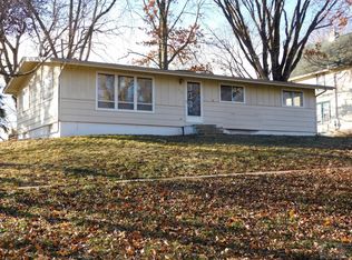 2316 8th Ave E, University Park, IA 52595