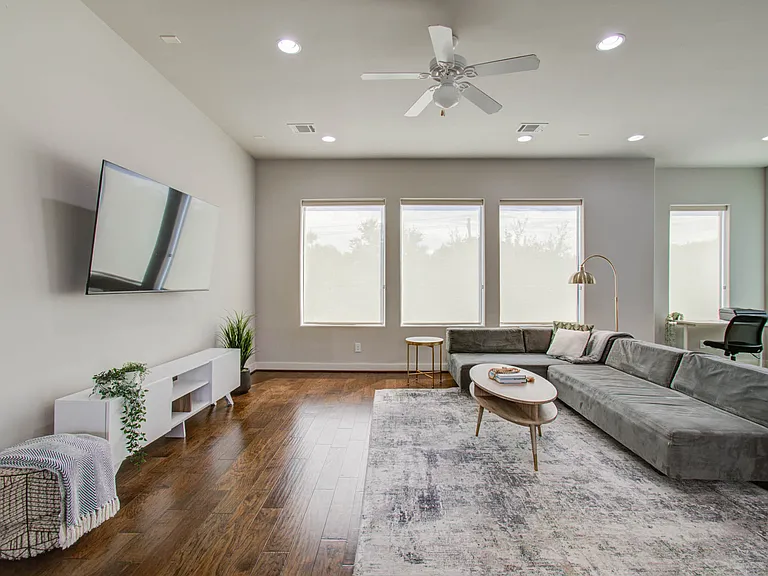 509 Gregg St — Photo 13