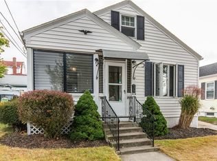 211 Lynch St, Providence, RI 02908