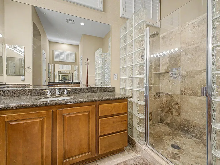 41923 N Moss Springs Rd — Photo 30