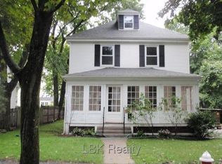 10 Damien Rd, Wellesley, MA 02481