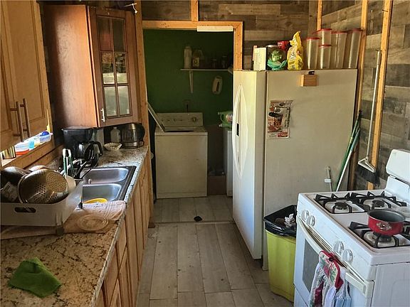 5th image of 401 Old Bremen Rd