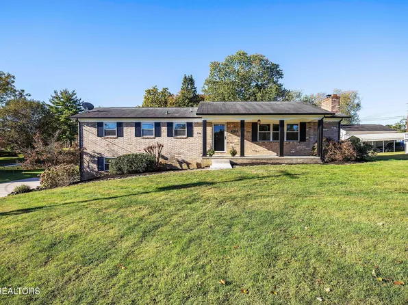 7433 Palmyra Dr, Knoxville, TN 37918