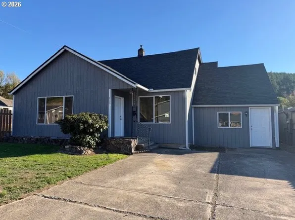 415 Moreland Ave, Drain, OR 97435