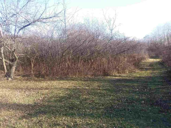 E Sunnyview Rd #4, Oshkosh, WI 54901