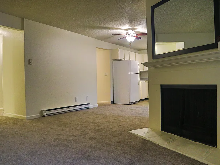 Harborwood West Apartments — Photo 44