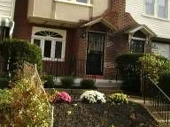 1406 E Weaver St, Philadelphia, PA 19150