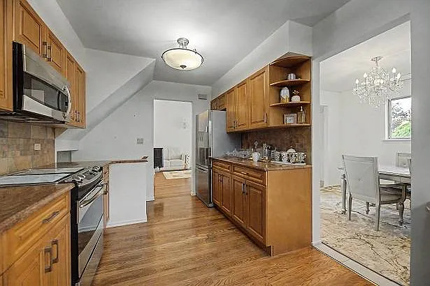 6 Westwind Rd — Photo 8