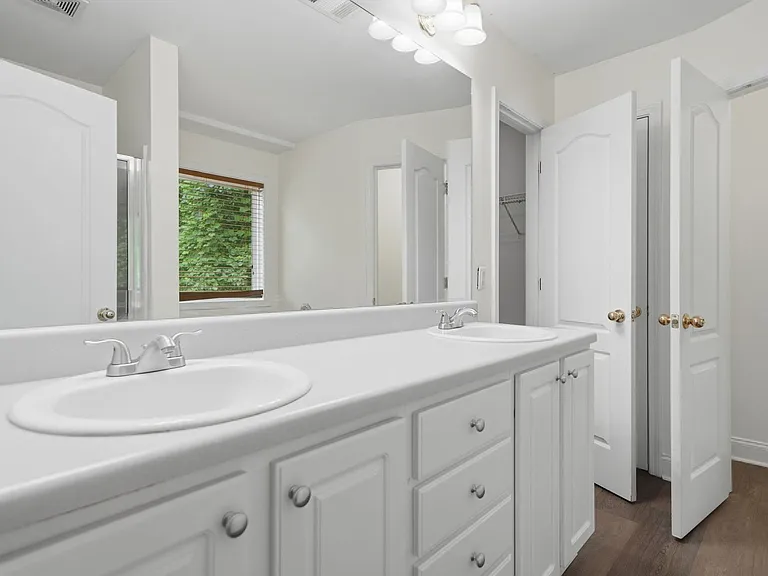 166 Cove Hl — Photo 27