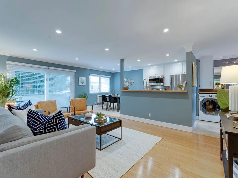 2884 Sawtelle Blvd #214