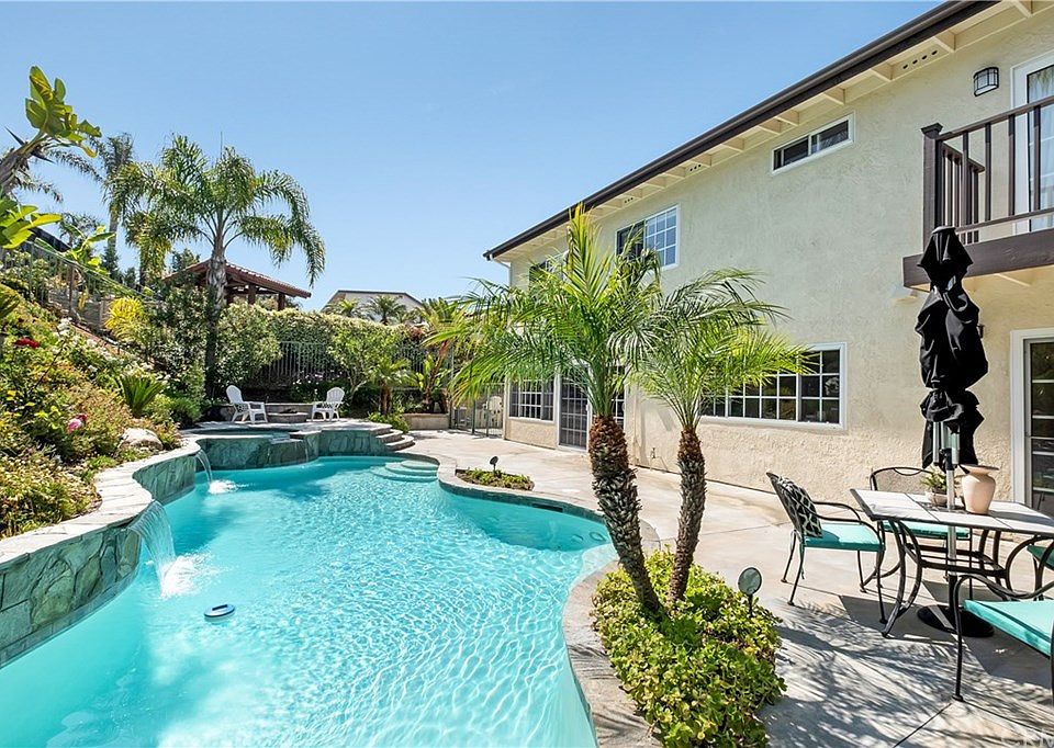 1st image of 26831 Carranza Dr
