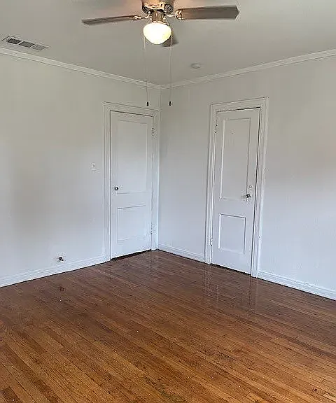 3819 Roseland Ave — Photo 18