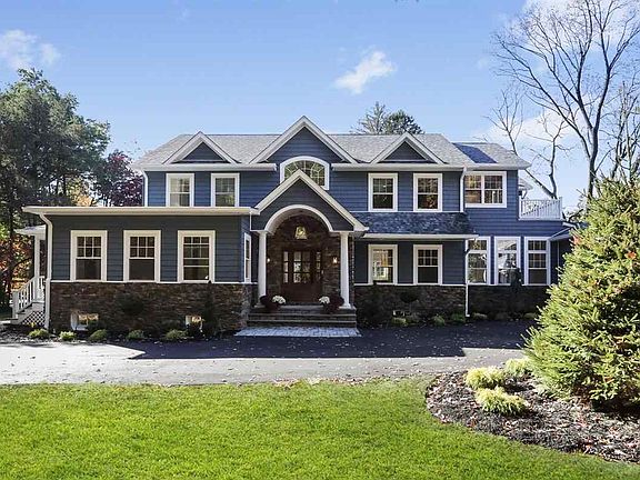 469 Cedar Hill Ave Wyckoff Nj 07481 Zillow