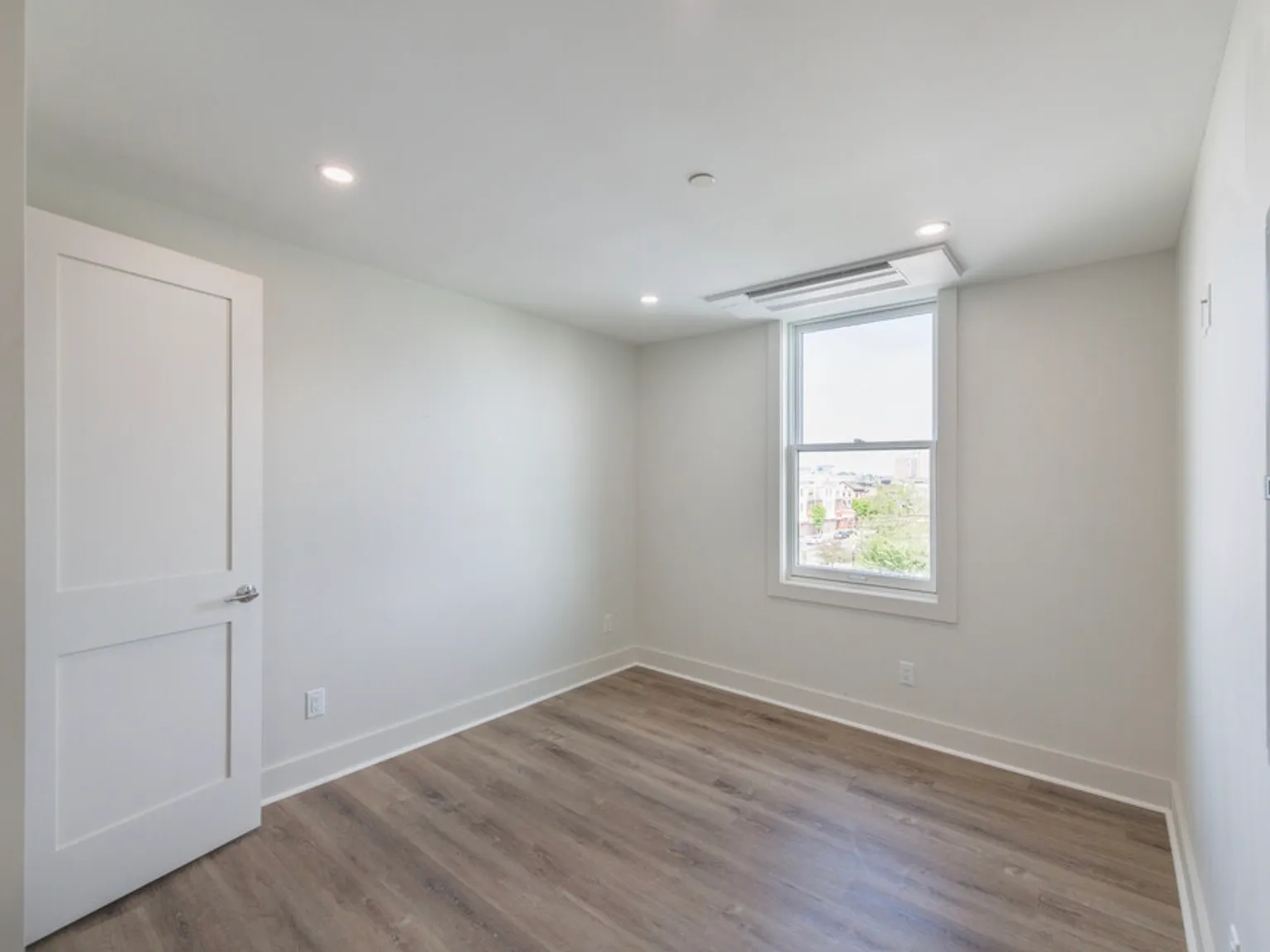 1 bed, 520 sqft, $1,850 — Photo 3