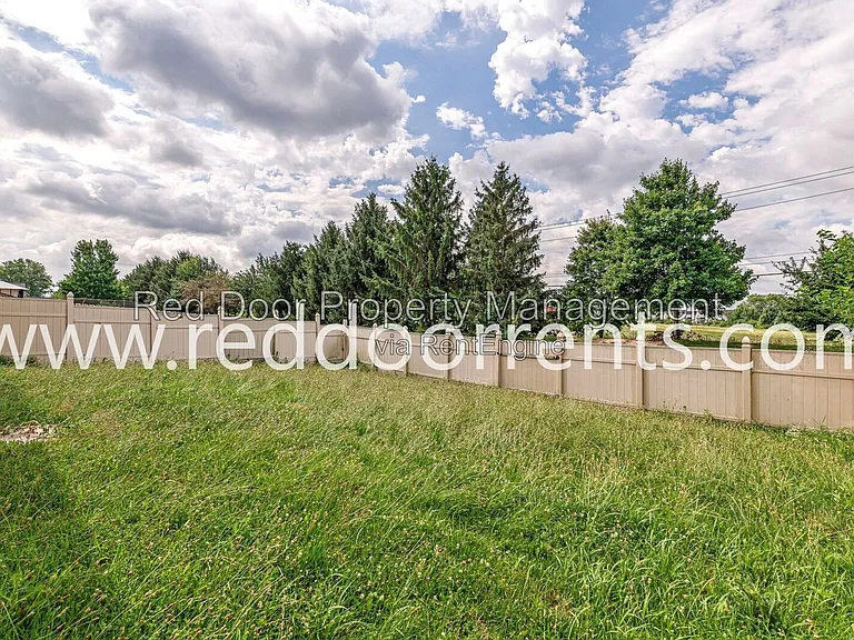 12419 Deerview Dr — Photo 49
