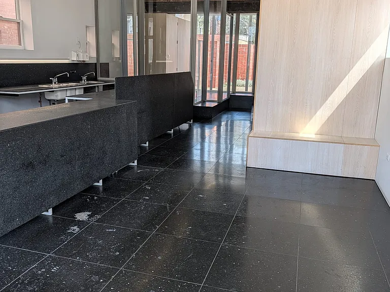 575 Niagara St #1 — Photo 8