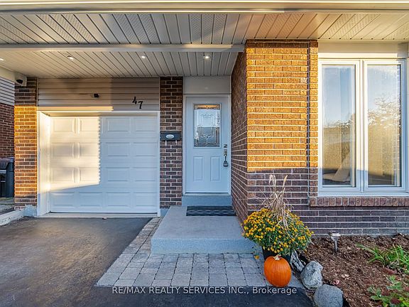 3rd image of 47 Lindridge Ave
