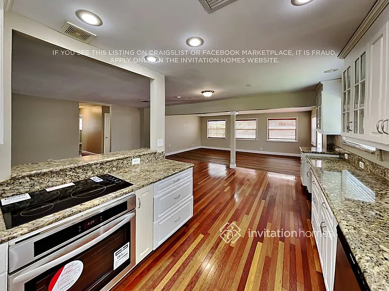 5881 NE 21st Rd — Photo 5