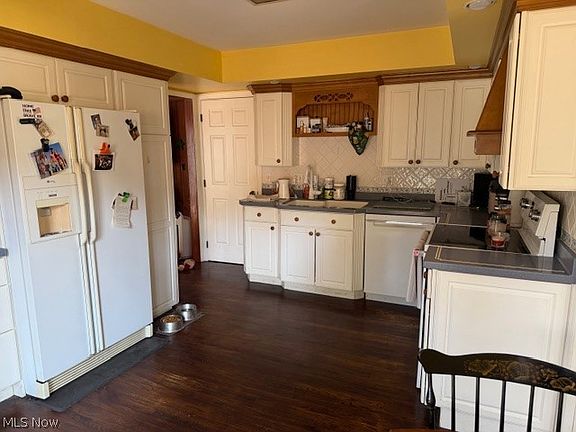 5th image of 6 Lynnwood Dr