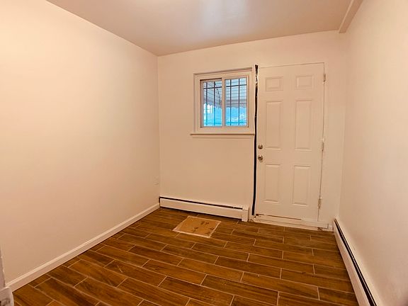 4th image of 21-14 21st Ave #1A1
