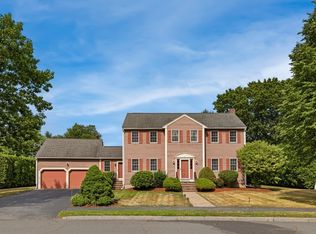 5 Pond View Rd, Peabody, MA 01960