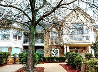 7045 S Riverwood Blvd UNIT A01, Franklin, WI 53132