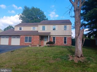 101 Village Green Ln, Dublin, PA 18917
