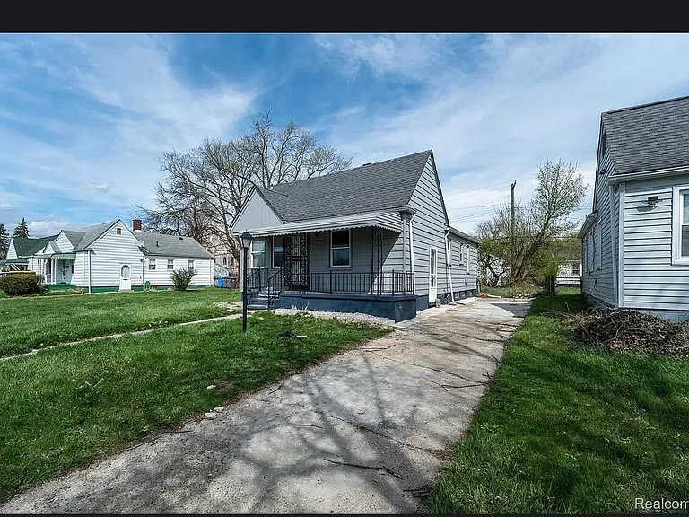 4049 Williams St — Photo 2