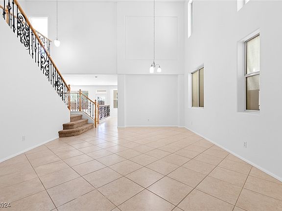 2nd image of 5377 Caprock Canyon Ave