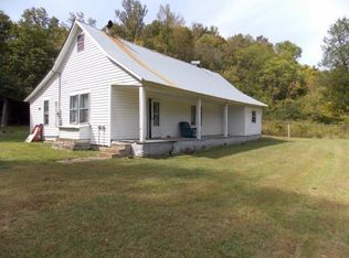 140 Caney Hollow Rd, Linden, TN 37096