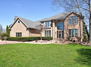 1823 Cherrywood Ln, Munster, IN
