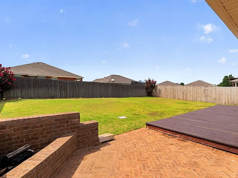 13113 Camden Dr — Photo 5