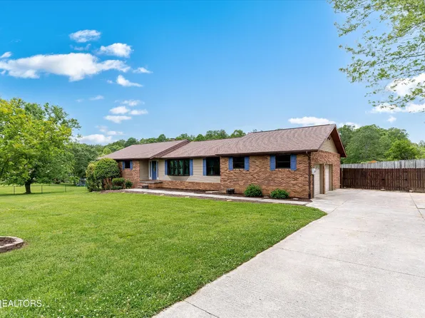 319 Jones Ln, Clinton, TN 37716
