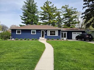 434 Greenland AVENUE, Oconomowoc, WI 53066