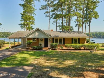 26 S Lakeshore Drive, Whispering Pines, NC, 28327