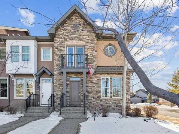 442 N Quarry Park Blvd SE, Calgary, AB T2C 5G6