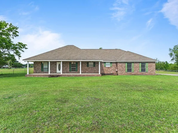 75 Richardson Rd, Petal, MS 39465