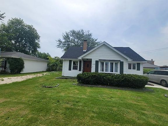 2nd image of 7135 W 84th St