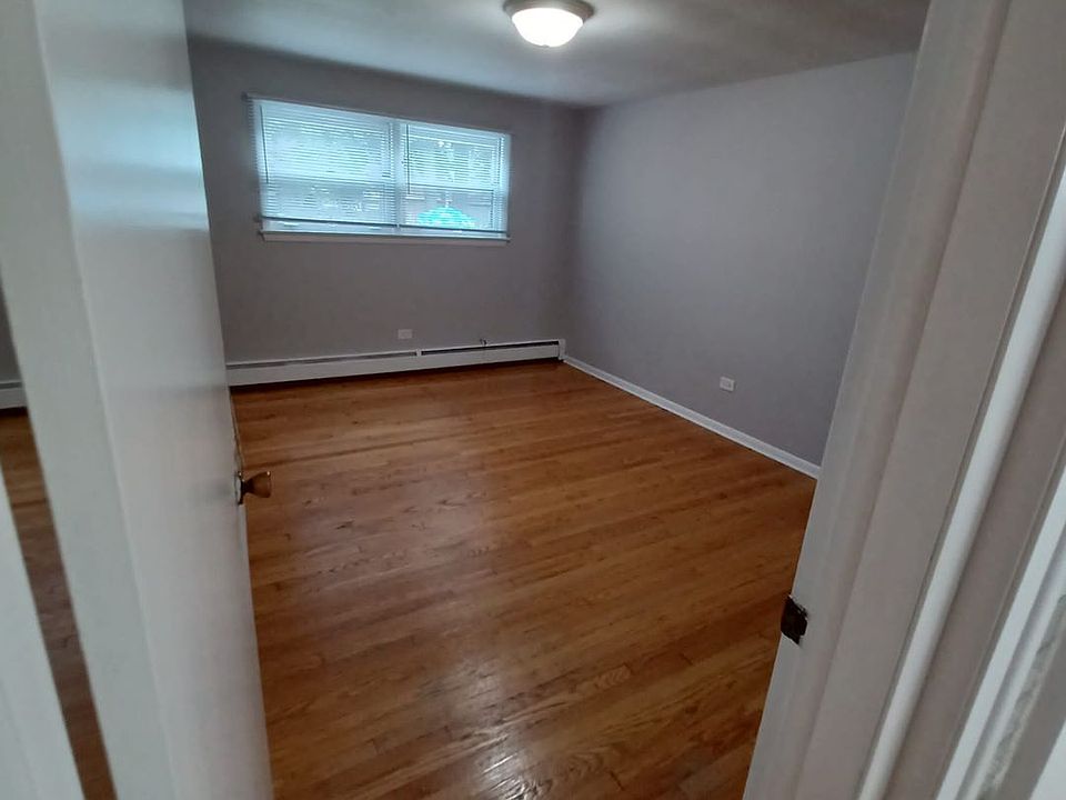 1st image of 11904 Greenwood Ave #1W