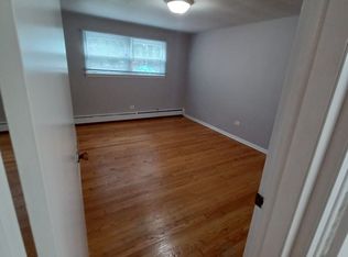 11904 Greenwood Ave #1W, Blue Island, IL 60406