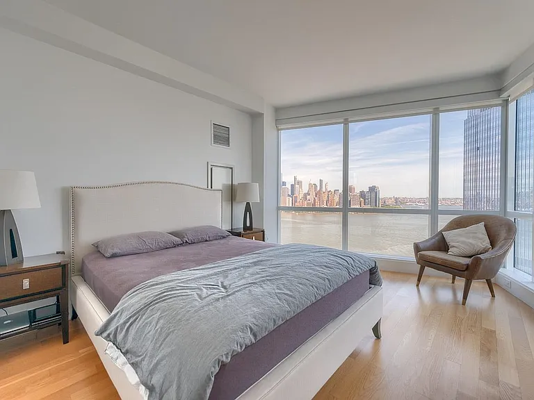 77 Hudson St #2907 — Photo 5