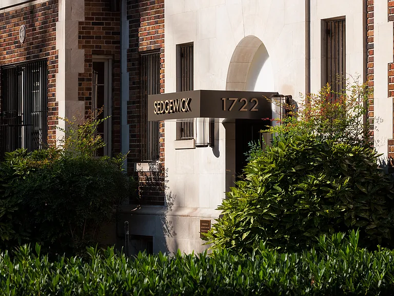 The Sedgewick Apartments — Photo 33